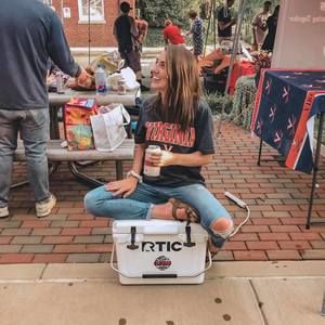 Meet your Posher, Christina